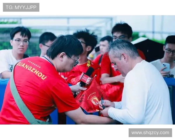 广州攀岩队比赛经验引发热议选手表现与教练指导成焦点讨论